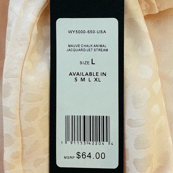 BCBGMaxazria Mauve Chalk Animal Jacquard Short Set Pajamas size Large NWT - Picture 13 of 13